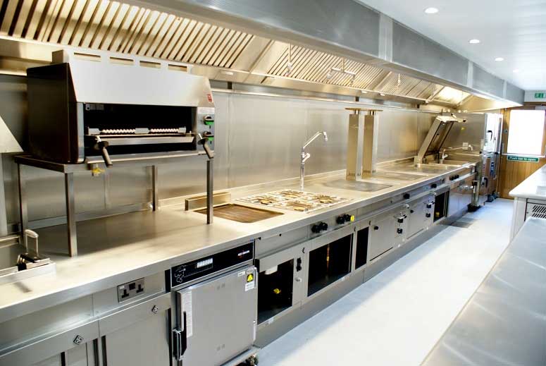 تجهیزات آشپزخانه صنعتی | تجهیزات رستوران