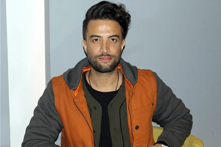 بیوگرافی